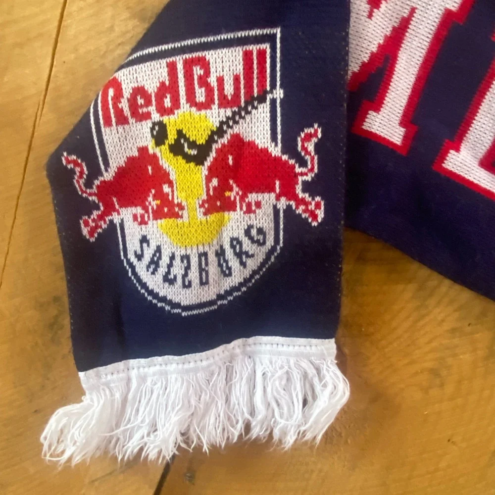 Red Bull Salzburg Meister 2010 Soccer Scarf Austrian Bundesliga Champions‎